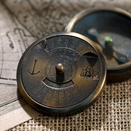 Compass Brass "Compass and Calendar" 5.5x5x2 cm-1