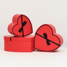 Set of boxes 3 in 1 heart l: 27x27x12cm m: 23.5x23x111cm s: 19x19x10cm