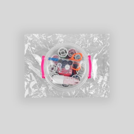 Sewing set, 81 item, in a plastic container, 11.5 × 11.5 × 5 cm-5