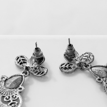 Hanging earrings with “vintage” rhinestones in patterns, black color in black silver, 7.5 cm-2