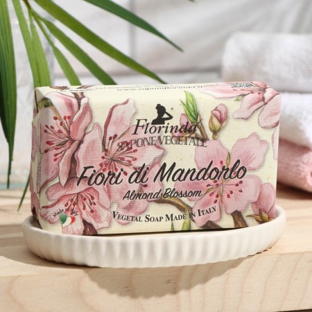 Firm fiori di mandorlo soap, 200 g