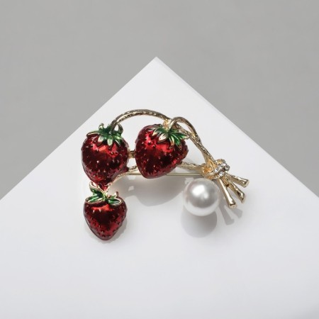 Branch "Berries" Strawberry branch, colored in gold