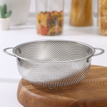 A colander made of stainless steel "Marco", d = 19 cm, two handles, chrome color-1