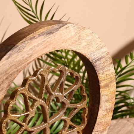 Interior souvenir in the wooden ring "Clover" 30x8x33 cm-4