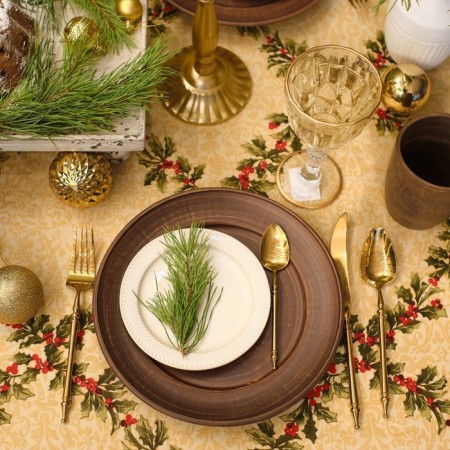 The tablecloth of the New Year's share "Christmas tree toys" 110*145 cm, 100% p/e-4