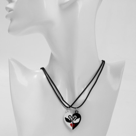 Kuulons "Uzolnutor" on the magnet, swans in the heart, black and white color, 40 cm-1
