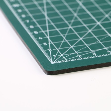 Rug for creativity and cutting with tools, 45 x 30 cm-5