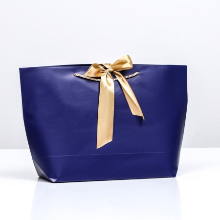 Gift package with a tape of 30 x 27.5 x 12 cm "Blue"