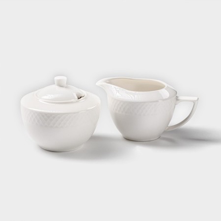 The porcelain setting Wilmax "Julia Vysotskaya", 2 items: sugar tower 340 ml, milkman 280 ml, white color
