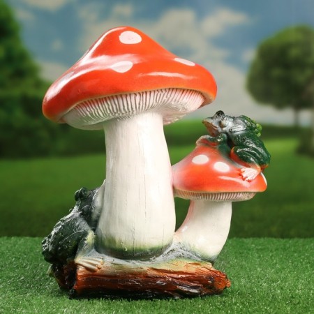 Garden figure "Three fly agaric with a frog" 26x19x30cm-2