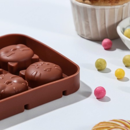 Form for the candy "cats", silicone, 16.5 × 11 × 1.7 cm, 8 cells, with sticks, brown color-7