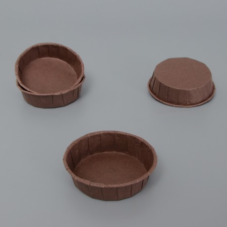 Muffin baking uniform, brown, 7.5 x 2.5 cm