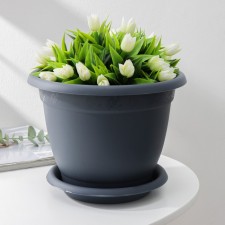 Pot for flowers with a pallet APHRODITE, 2.9 L, D = 21 cm, h = 16.5 cm, color gray color