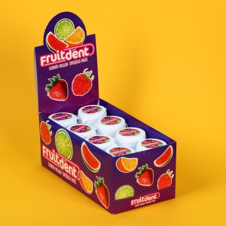 Chewing gum Fruit Dent with a liquid center, 40 g
