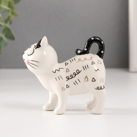 Souvenir Ceramics "A cat with a bow. Karakuli" White 9x4.4x8.3 cm-1