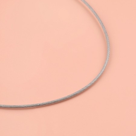 The knitting needles are circular, for knitting, with a Teflon coating, with a metal cable, D = 2.75 mm, 14/80 cm-3