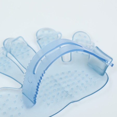 Rubber massage brush on hand, blue-1