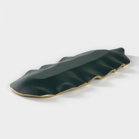 Dice dish of the Golden Leaf, 36 × 14 × 3 cm, golden color with green-2