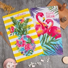 A set of kitchen towels of the shade 