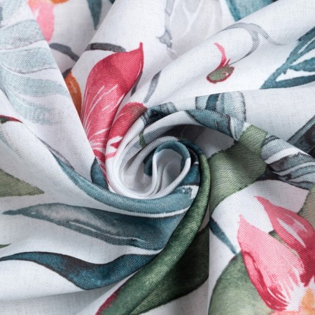 The tablecloth "meadow flowers" is 145x250 cm, 100% p/e-5