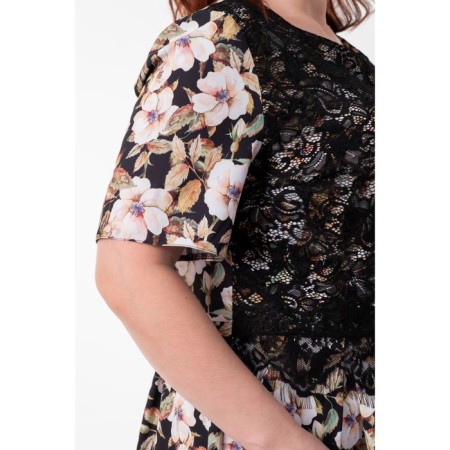 Women's dress, size 52-3