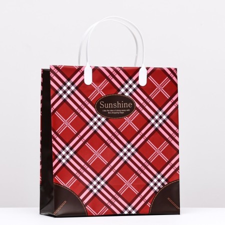 Pack "Royal Red", soft plastic, 26 x 23 cm, 110 μm