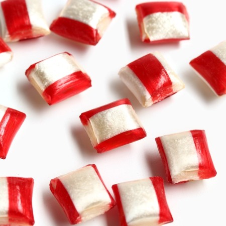 Lollows in a package with the euro suspension "I am your gift" Taste raspberry 30 g-1