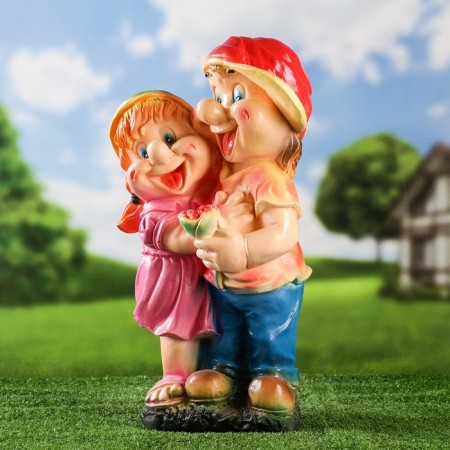 Garden figure "Boy with a girl" average 21x23x48cm mix-1