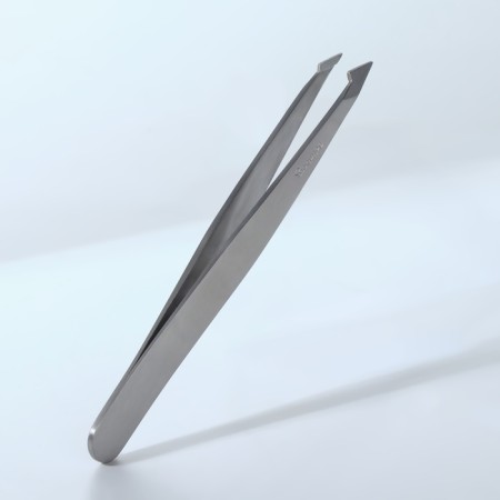Pinzet begged, 9.5 cm, on blist, silver color, 22dk
