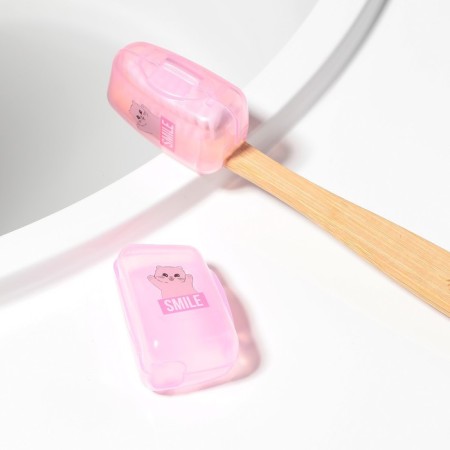 Case for “Smile” toothbrushes, 3.7 x 2.2 cm.-2