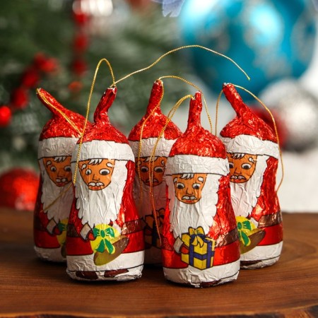 Figure milk "Santa Claus" in a package, 63 g-1