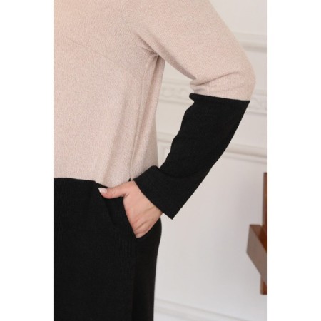 Women's dress, size 52-10