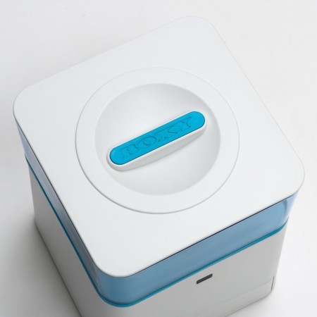 Smart Auto feeder, 4.5 l container, voice recording function, with a control function from a remote control-4