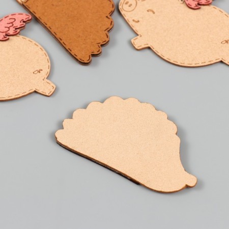 Decor for creativity claims. MICS 6x4.3 cm suede-2