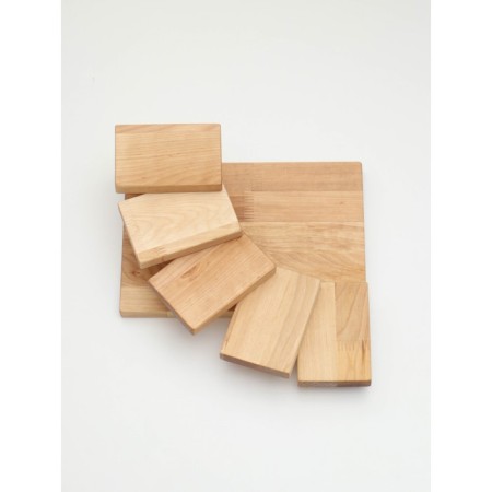 Board for feeding with catwalks, a storyteller 28 × 19.5 × 11cm, birch-5