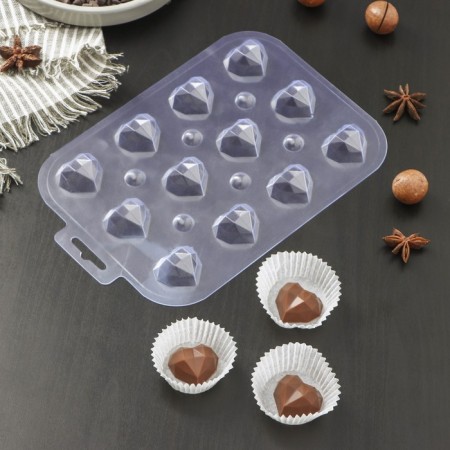 Form for chocolate and sweets Plastic "Conflicts Great Heart", the color is transparent