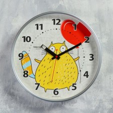 Wall clock, interior 