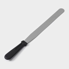 A blade-tank with a plastic handle, straight, 37 cm, working part 25 cm, black color