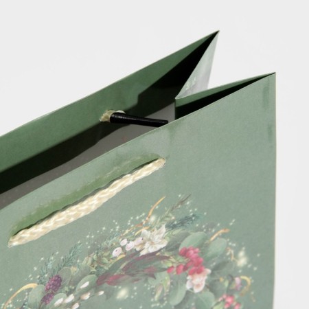 Laminated vertical "New Year's Wreath", MS 18 x 23 x 8 cm, New Year-4
