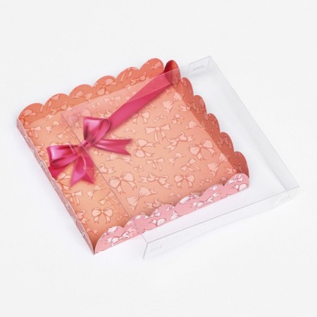 Cookie box, "pink bow" 18 x 18 x 3-3