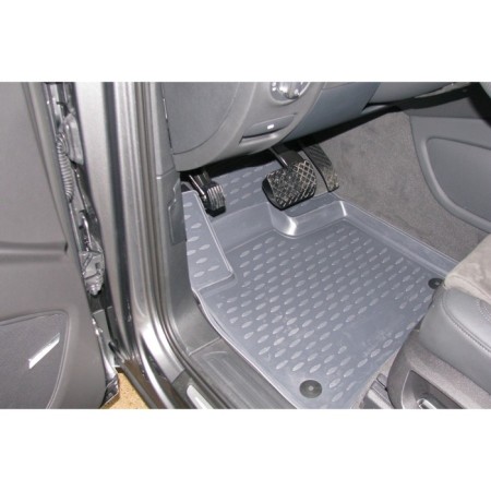 Rugs in the Audi Q7 Salon 2006-2016, 4 pcs. (polyurethane)-1