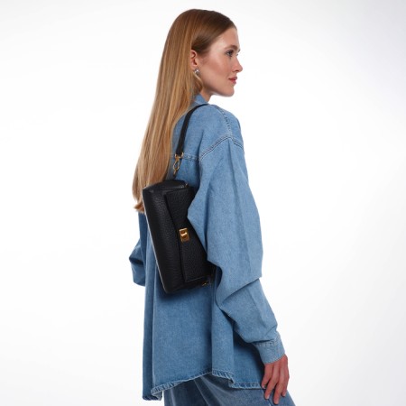 Bag Women's Messenger on the Textura valve, average size, color black-8
