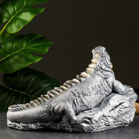 Figure "Iguan" silver, 22x46x29cm-3