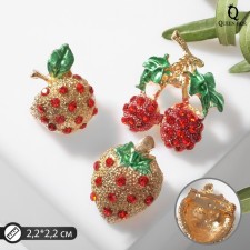 Brooch 