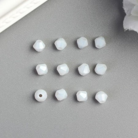 Glass beads (set 40 pcs), 4x4 mm white-1