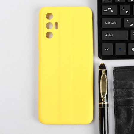 Red Line Ultimate cover for Tecno Pova 3, silicone, yellow