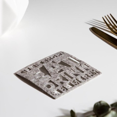 Cupaman "Be Merry" gray, 10 x 9.5, 100% p/e, felt-1