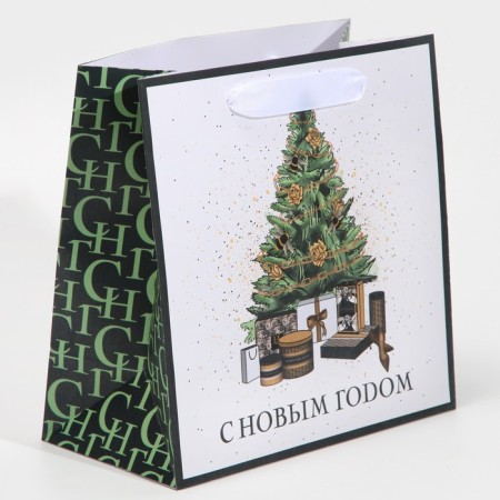 Laminated square “Gifts under the Christmas tree”, 22 x 22 x 11 cm, New Year-2