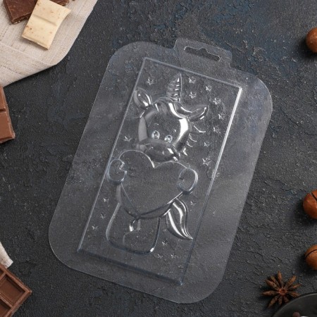 The form for chocolate and sweets is plastic “dreaming of love”, the color is transparent-3