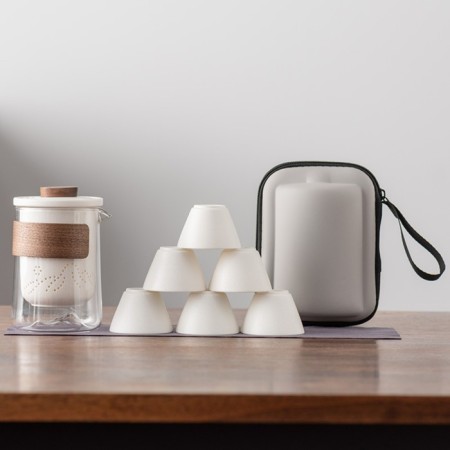 A set for a tea ceremony of 7 items per 6 people: a cup 50 ml, a kettle 400 ml, white